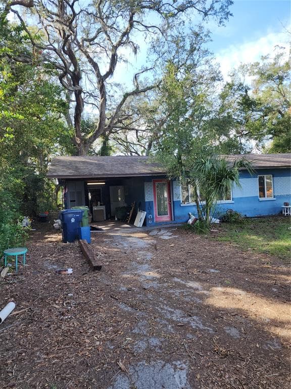 10406 N BOULEVARD TAMPA, FL 33612