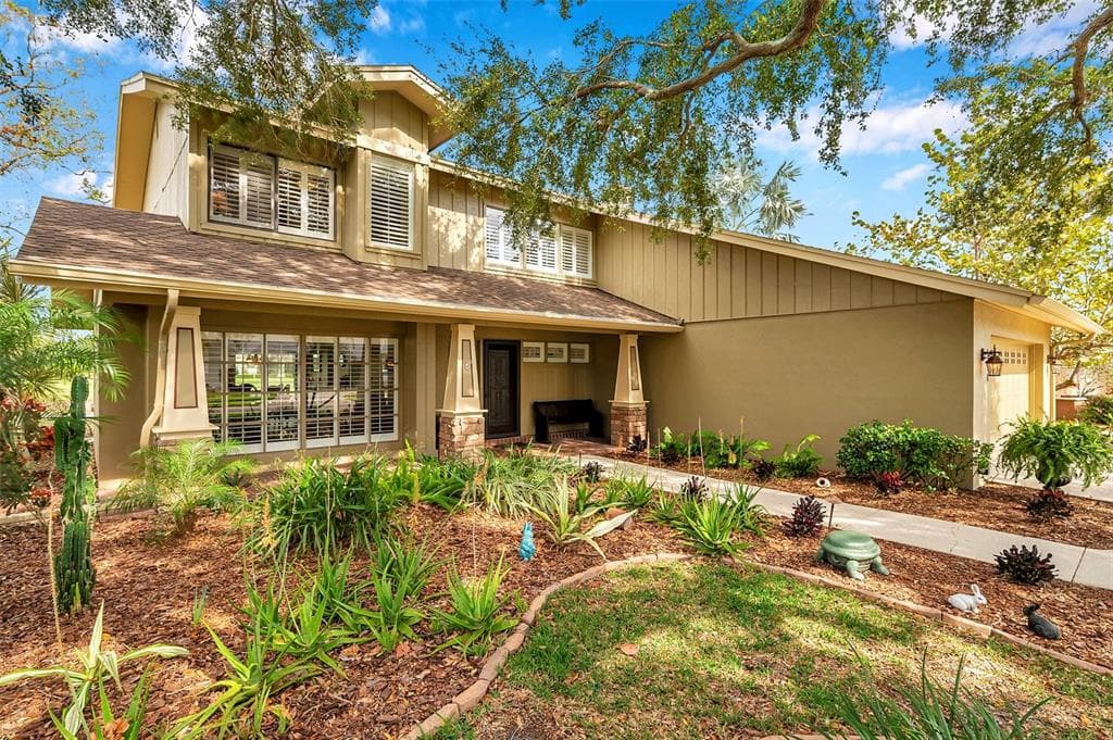 390 CYPRESS CREEK CIRCLE