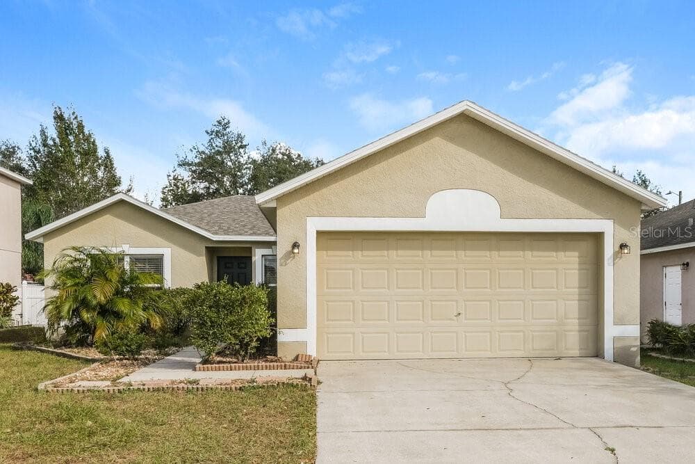 4606 HORSESHOE PICK LANE VALRICO, FL 33594
