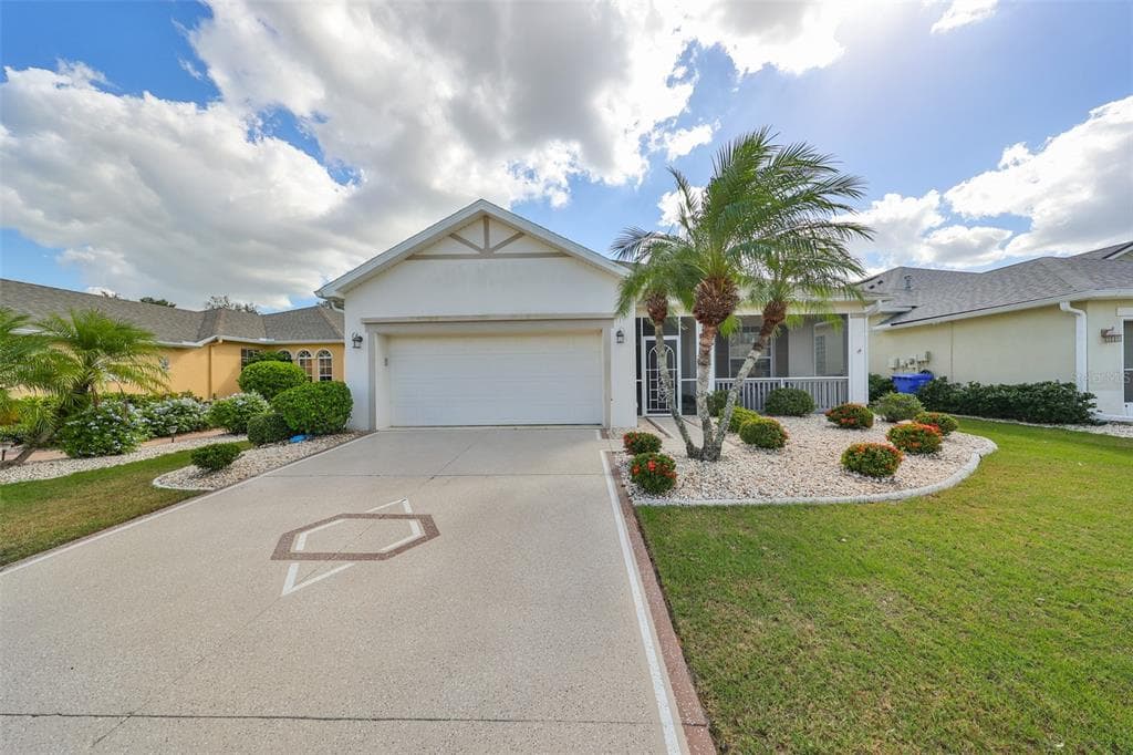 1120 EMERALD DUNES DRIVE SUN CITY CENTER, FL 33573