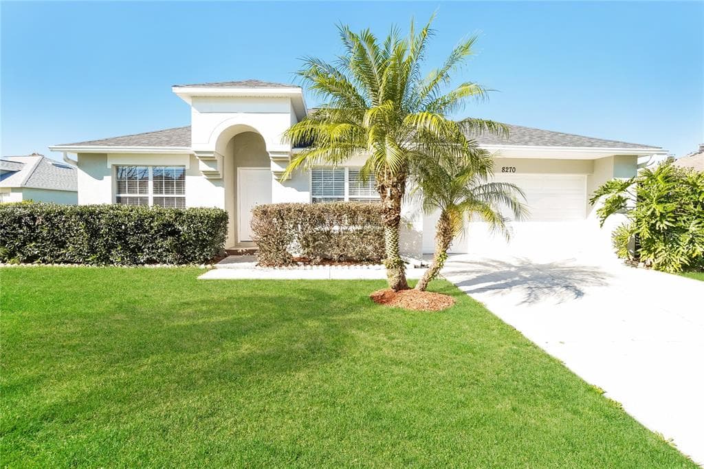 8270 WESTMONT TERRACE DRIVE LAKELAND, FL 33810