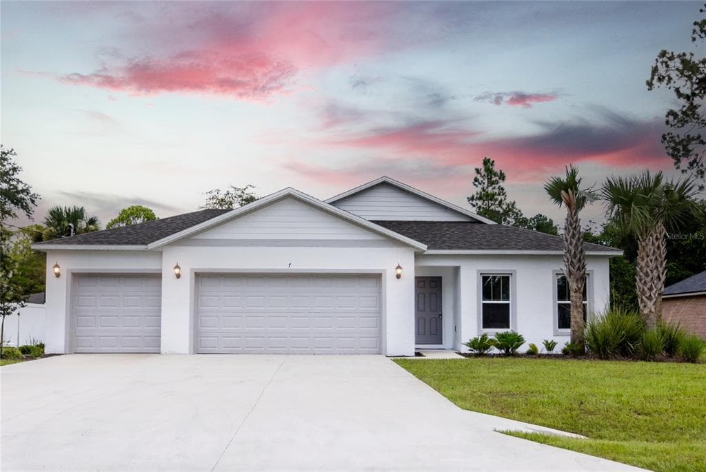 7 RICHLAND LANE PALM COAST, FL 32164
