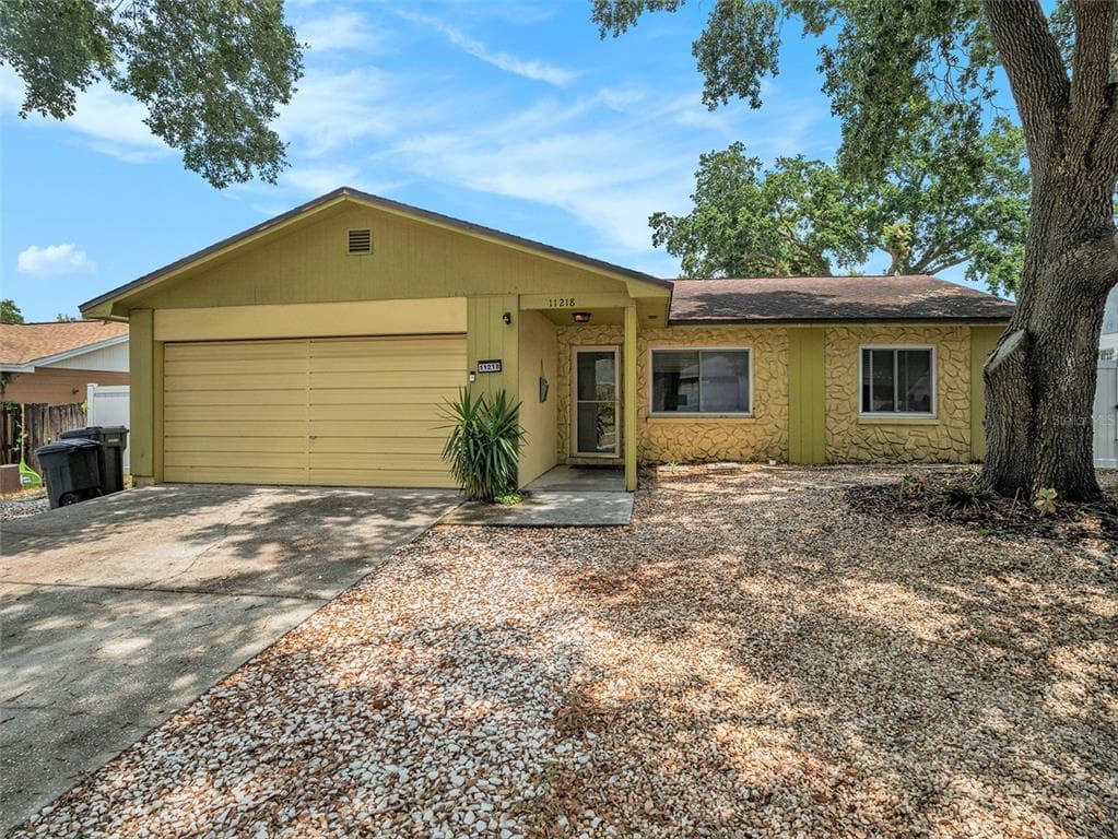 11218 TAFT LANE SEFFNER, FL 33584