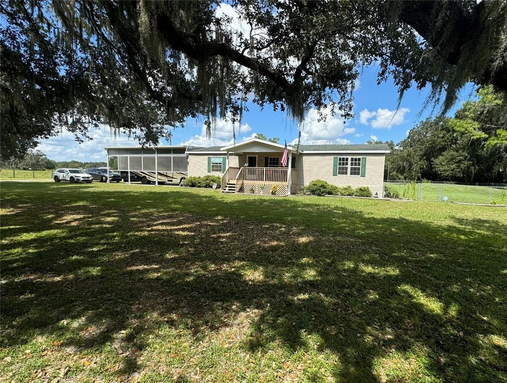 2104 MCGEE ROAD PLANT CITY, FL 33565