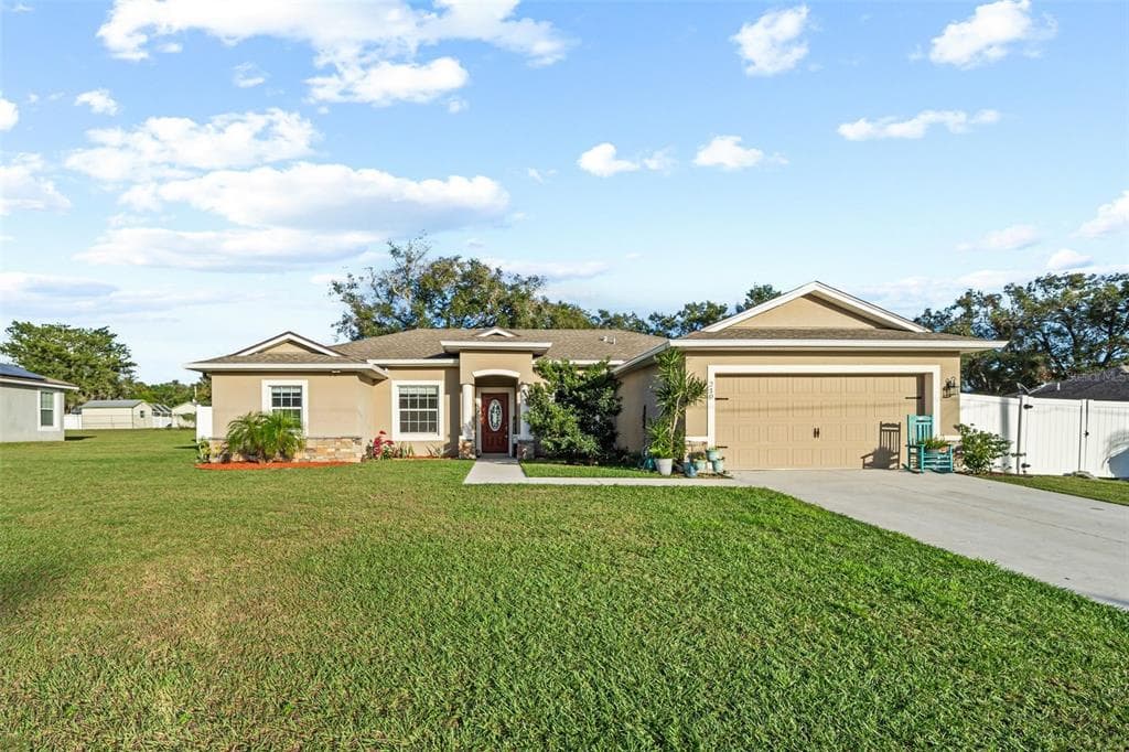 210 S KELLY STREET LAKE HAMILTON, FL 33851