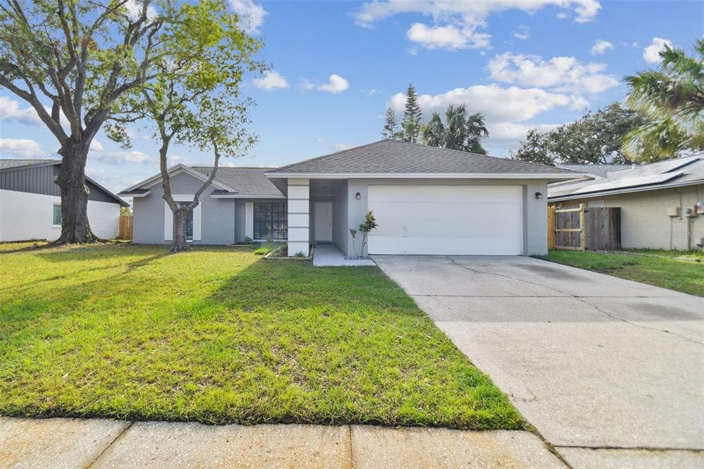 11022 ASHBOURNE CIRCLE TAMPA, FL 33624