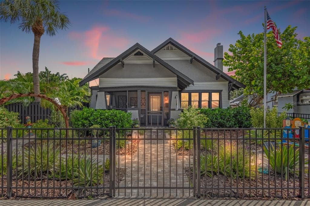 2500 BURLINGTON AVENUE N ST PETERSBURG, FL 33713