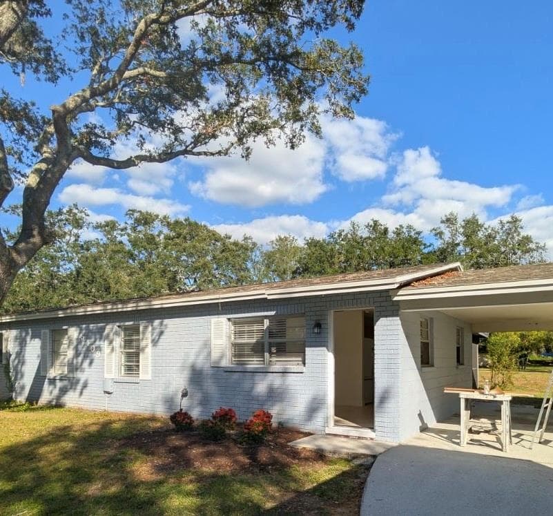 5409 MCLEOD DRIVE TAMPA, FL 33610