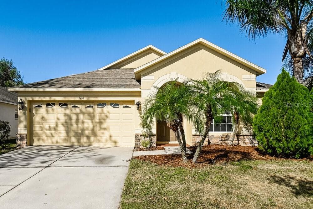15451 LONG CYPRESS DRIVE RUSKIN, FL 33573