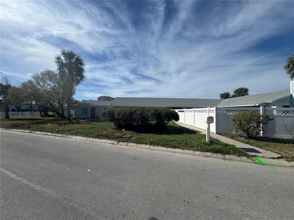 17002 DOLPHIN DRIVE