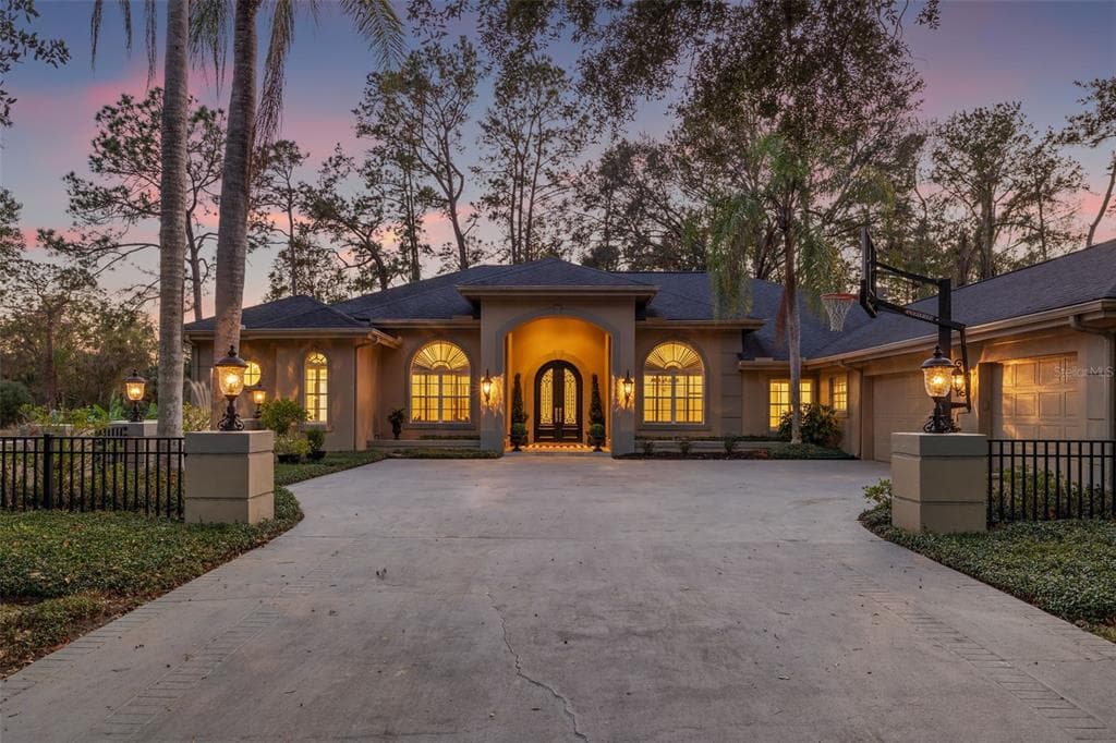 6515 STONINGTON DRIVE S TAMPA, FL 33647