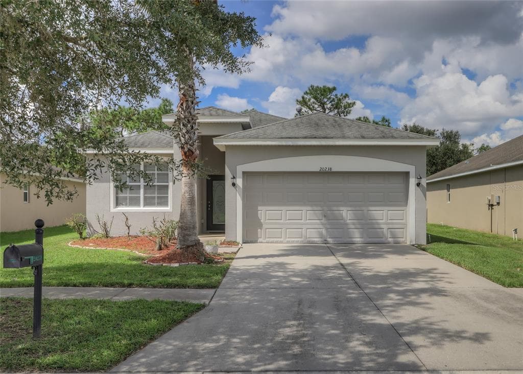 20238 MERRY OAK AVENUE TAMPA, FL 33647