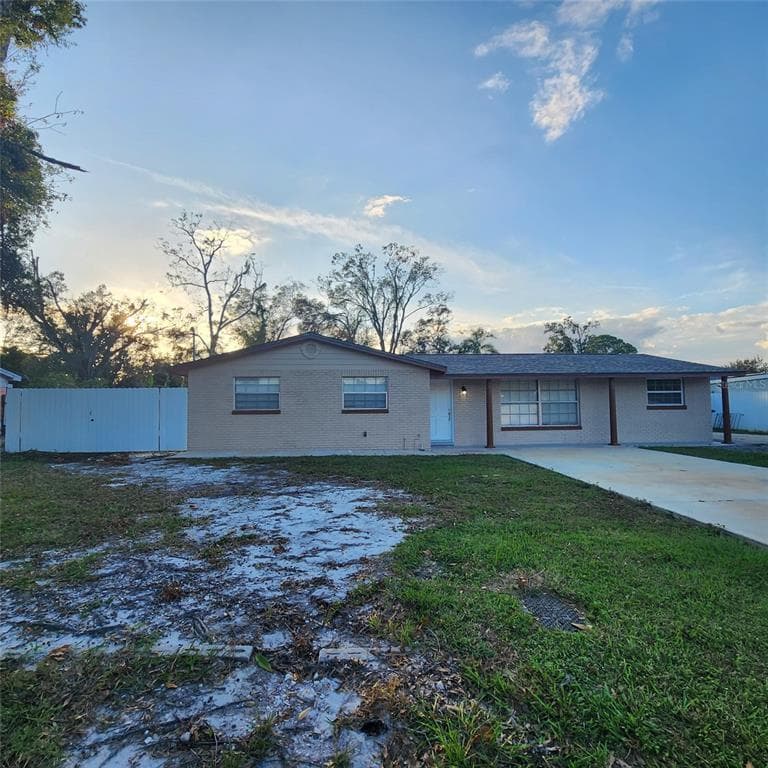 7006 N ORLEANS AVENUE TAMPA, FL 33604