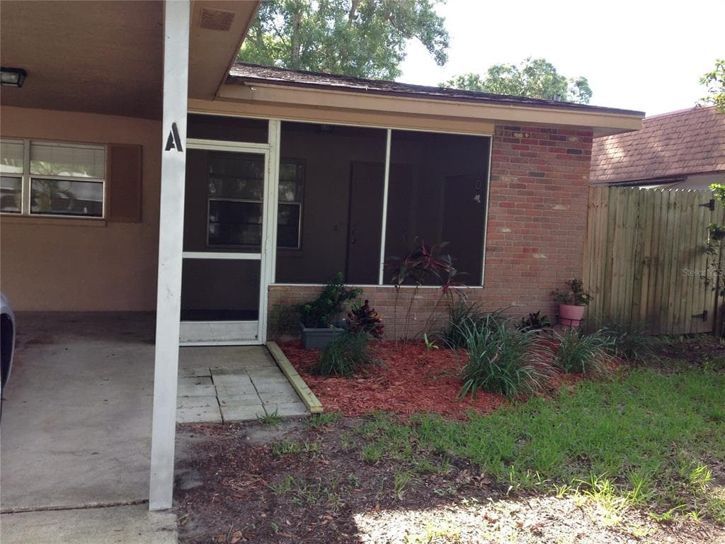 674 HERITAGE LANE LARGO, FL 33770