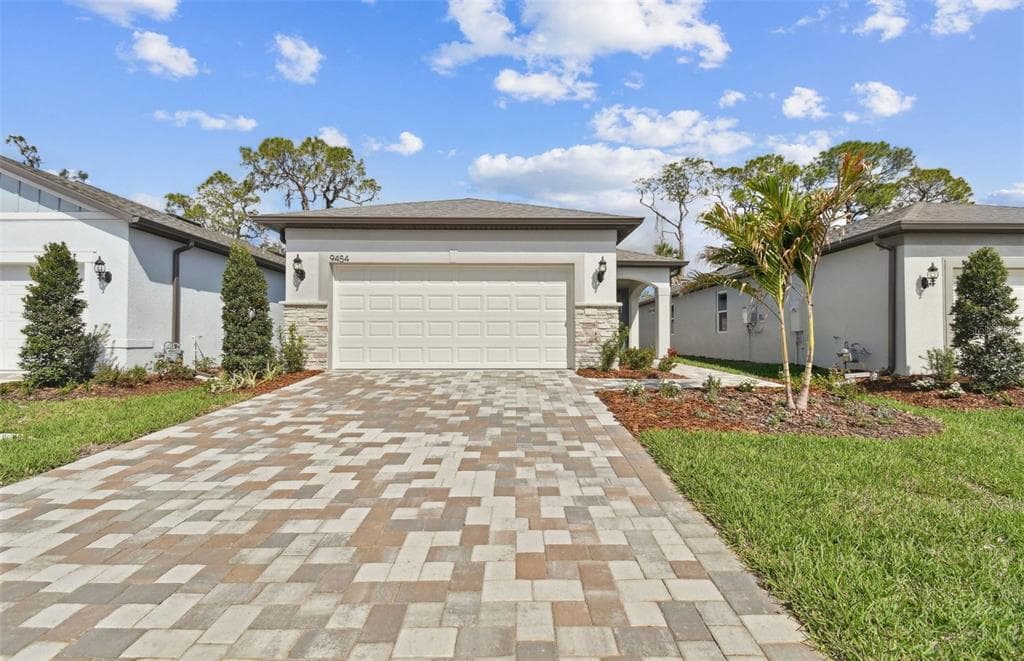 9454 SHOREBIRD COURT PARRISH, FL 34219
