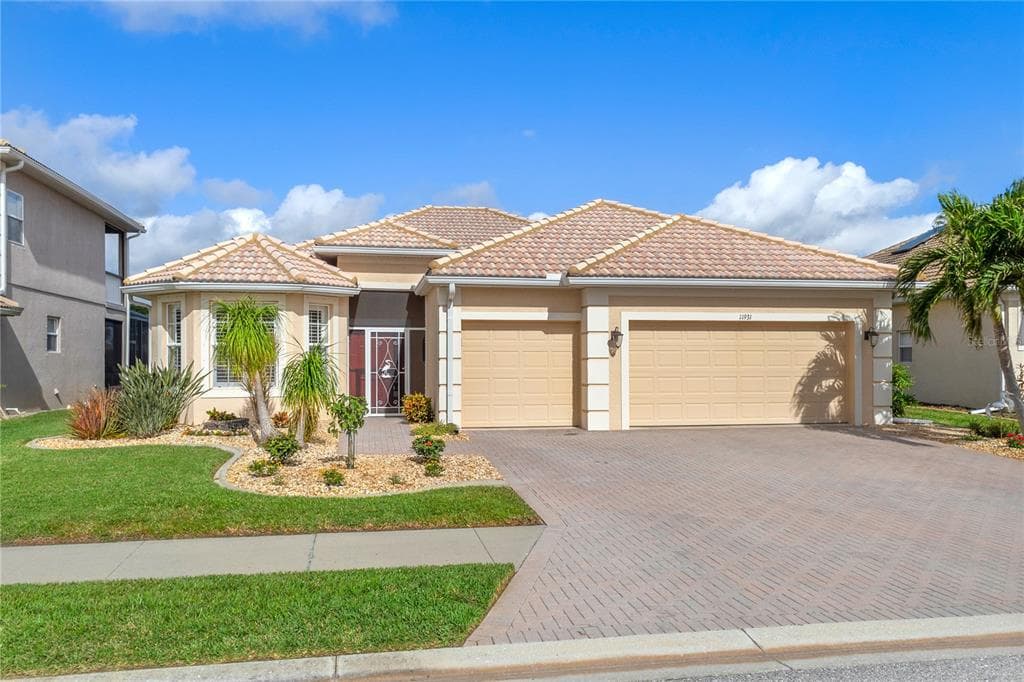 11931 GRANITE WOODS LOOP VENICE, FL 34292