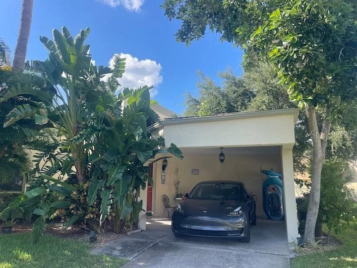 2730 HAVERHILL COURT CLEARWATER, FL 33761