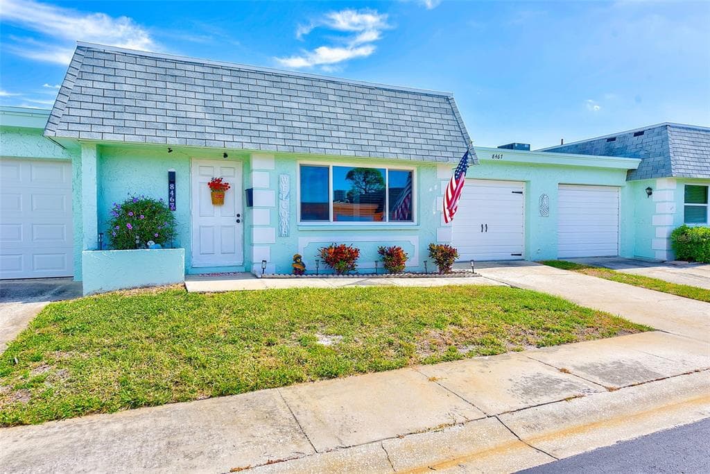 8467 AUSTIN N UNIT 8467 PINELLAS PARK, FL 33781