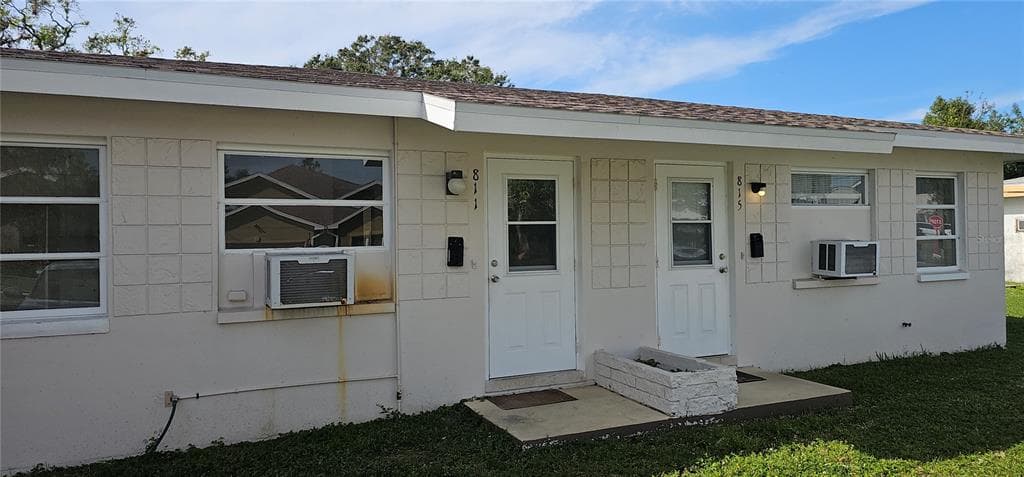 811 10TH STREET NW LARGO, FL 33770