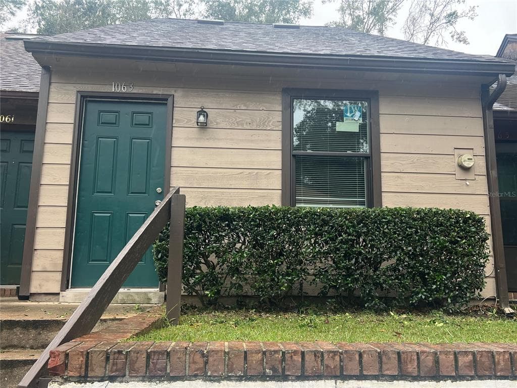 1063 OCALA ROAD N TALLAHASSEE, FL 32304