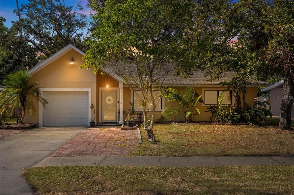 1340 ROBIN HOOD LANE DUNEDIN, FL 34698