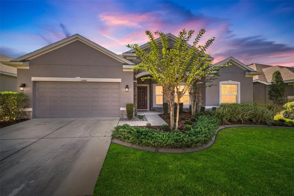 10446 FLAGSTAFF FALLS AVENUE RIVERVIEW, FL 33578