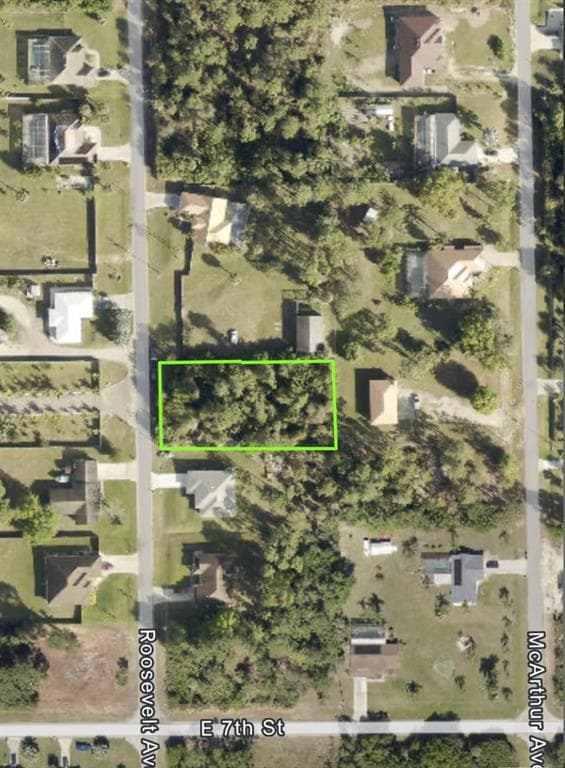 706 ROOSEVELT AVENUE LEHIGH ACRES, FL 33936