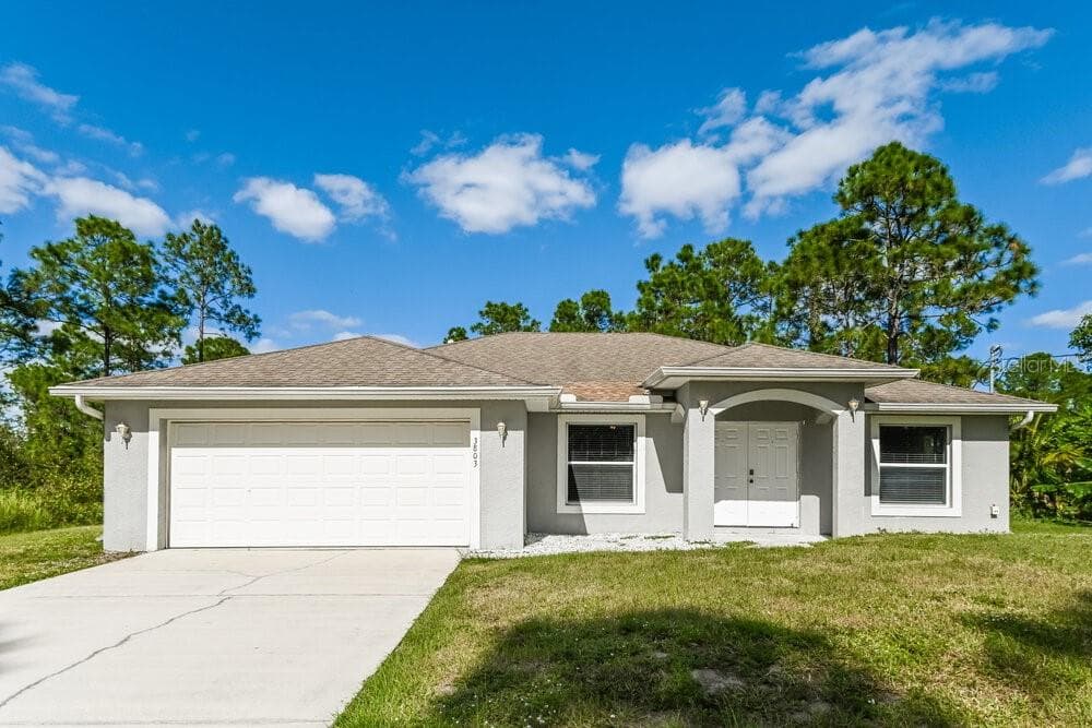 3803 E 9TH STREET LEHIGH ACRES, FL 33972