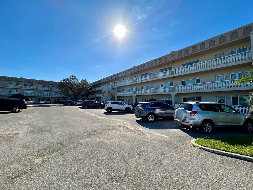 2284 PHILIPPINE DRIVE UNIT 9 CLEARWATER, FL 33763