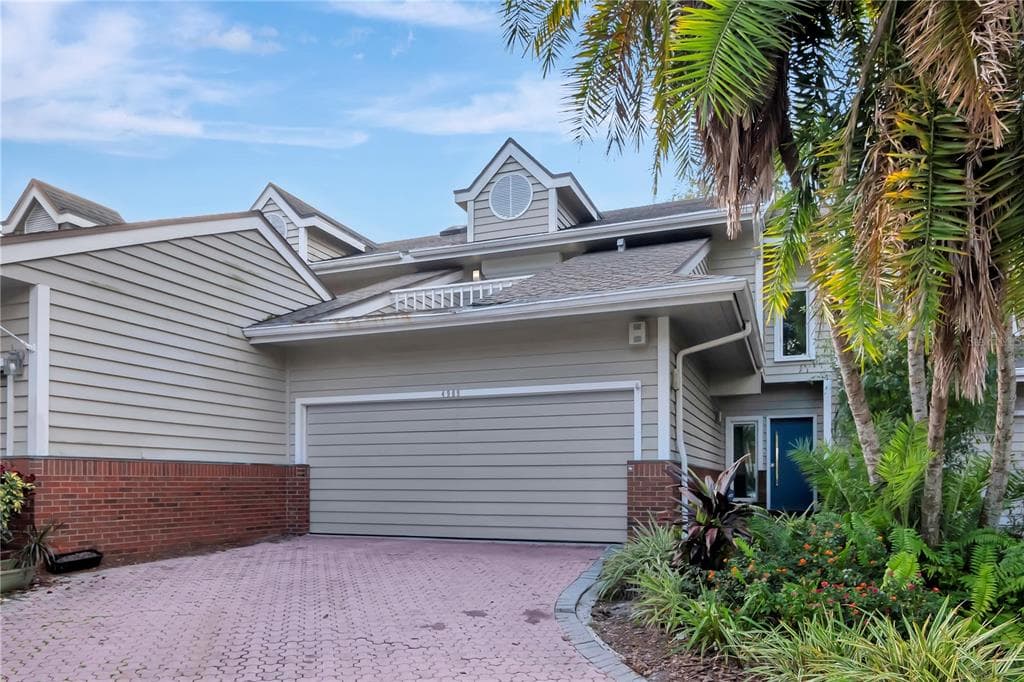 4909 PILGRIMS PATH WAY TAMPA, FL 33611