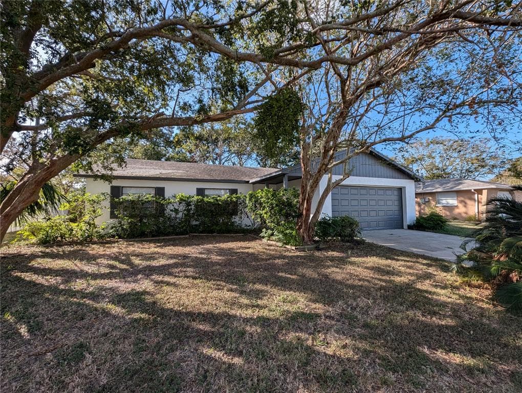 16105 SURREY DRIVE HUDSON, FL 34667