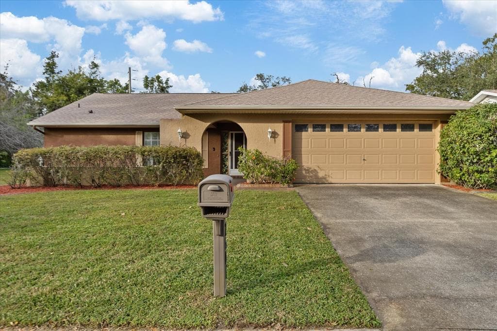 7601 CAYUGA DRIVE NEW PORT RICHEY, FL 34653