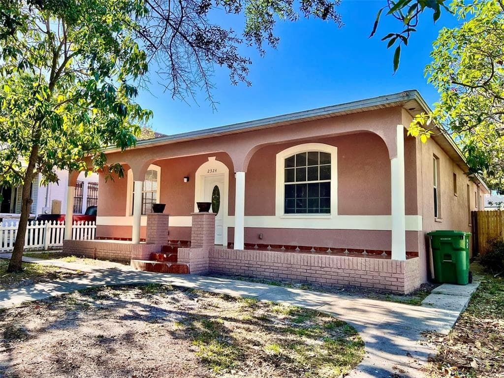 2324 W PALMETTO TAMPA, FL 33607
