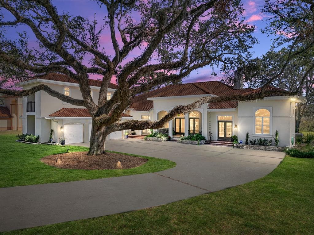 5212 GOLF LINKS BOULEVARD ZEPHYRHILLS, FL 33541