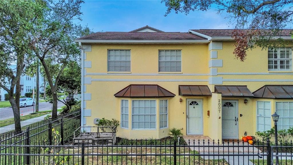 2007 W DE LEON STREET UNIT A TAMPA, FL 33606