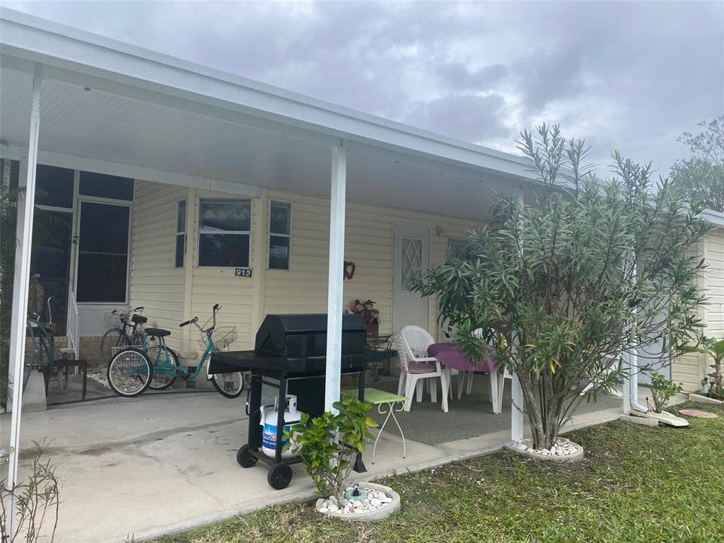 912 IGLESIA DRIVE NORTH PORT, FL 34287