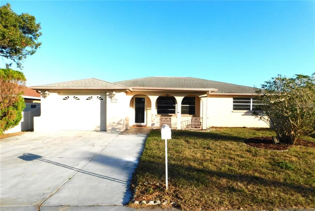 5717 CHAPMAN DRIVE NEW PORT RICHEY, FL 34652