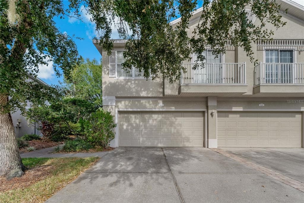 5230 BLUE ROAN WAY WESLEY CHAPEL, FL 33544