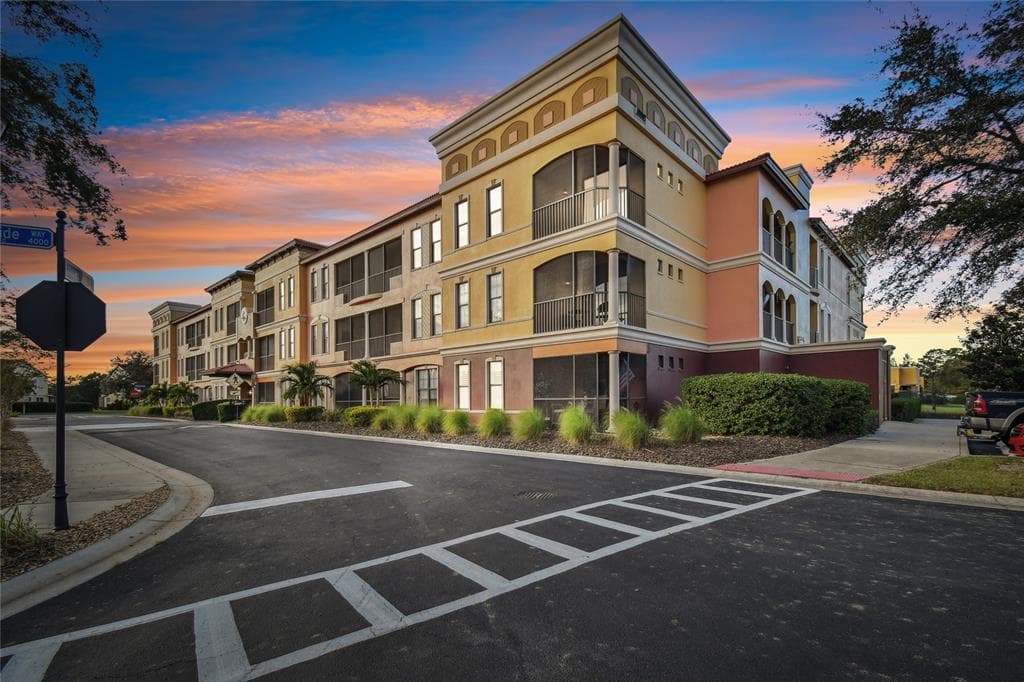 13941 CLUBHOUSE DRIVE UNIT 217 TAMPA, FL 33618