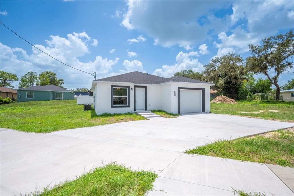 242 GREEN STREET AUBURNDALE, FL 33823