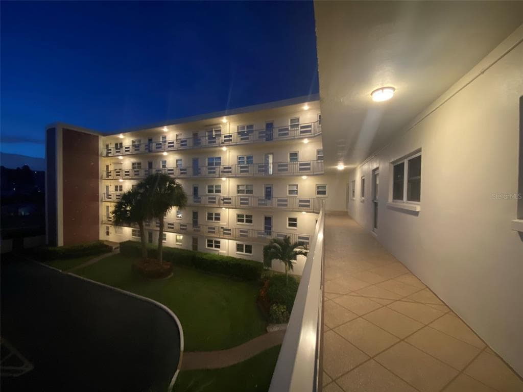 5575 GULF BOULEVARD UNIT 335 ST PETE BEACH, FL 33706