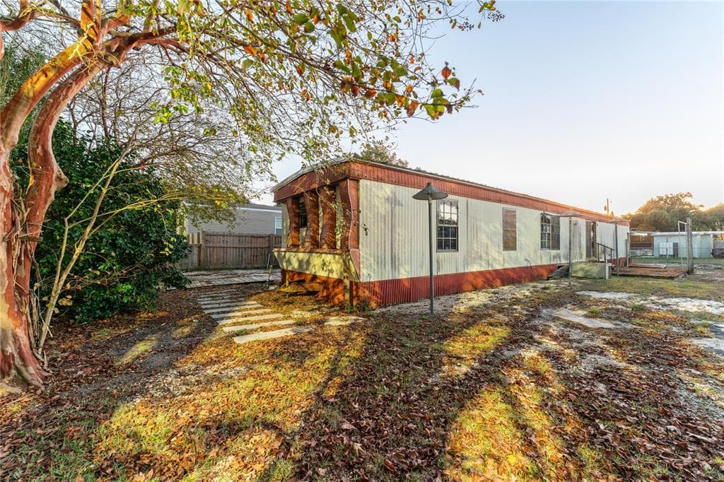 119 N VESTAVIA STREET PANAMA CITY BEACH, FL 32413