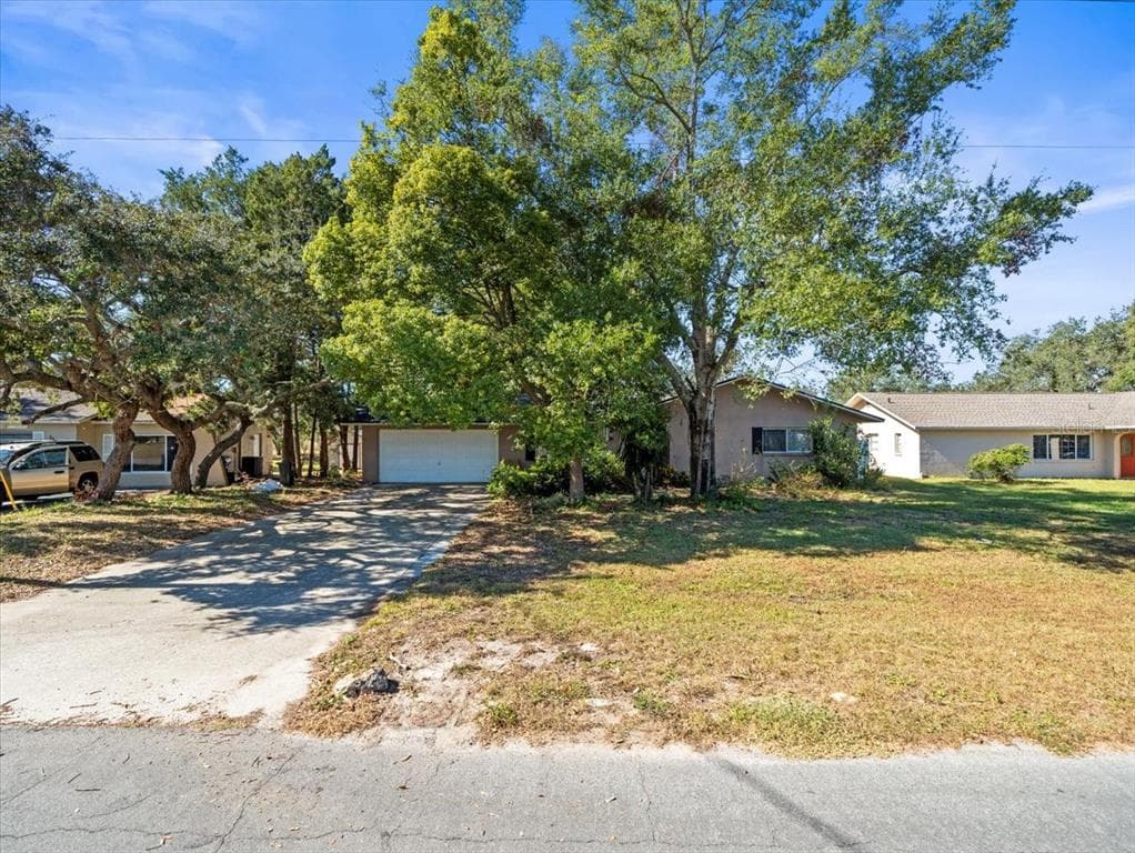 10556 BLYTHVILLE ROAD SPRING HILL, FL 34608