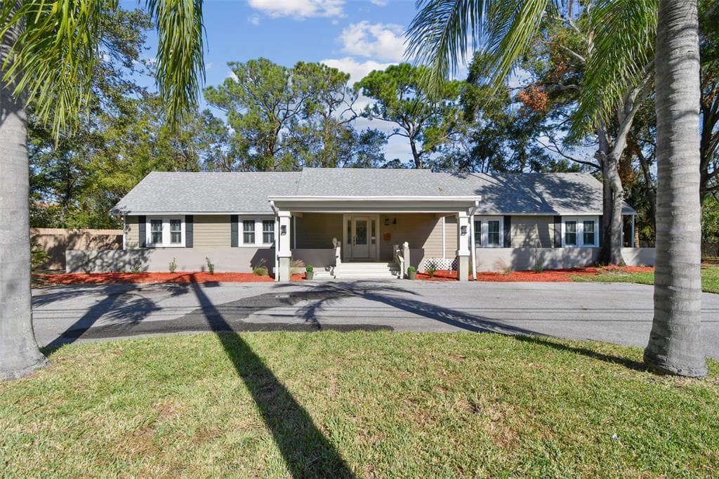 5115 W CLEVELAND STREET TAMPA, FL 33609