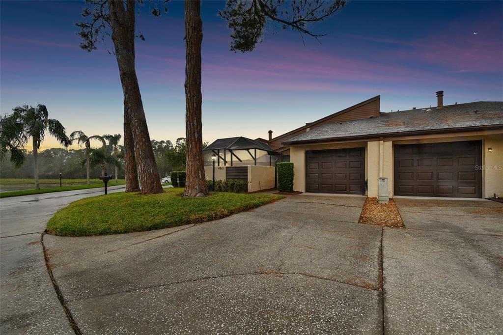 4911 UMBER WAY S TAMPA, FL 33624