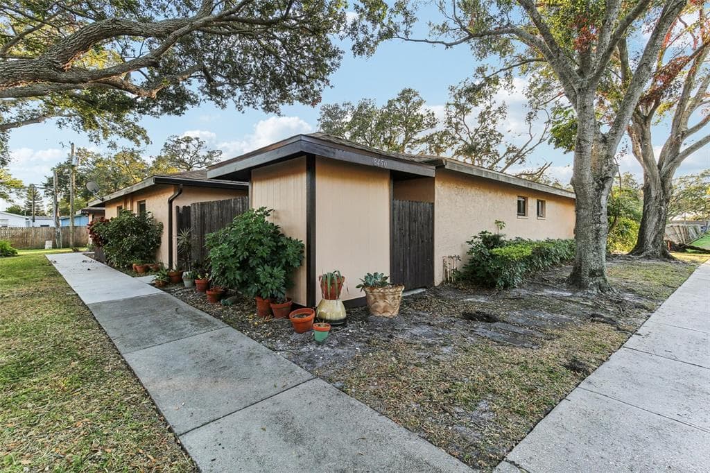 8450 60TH STREET N PINELLAS PARK, FL 33781