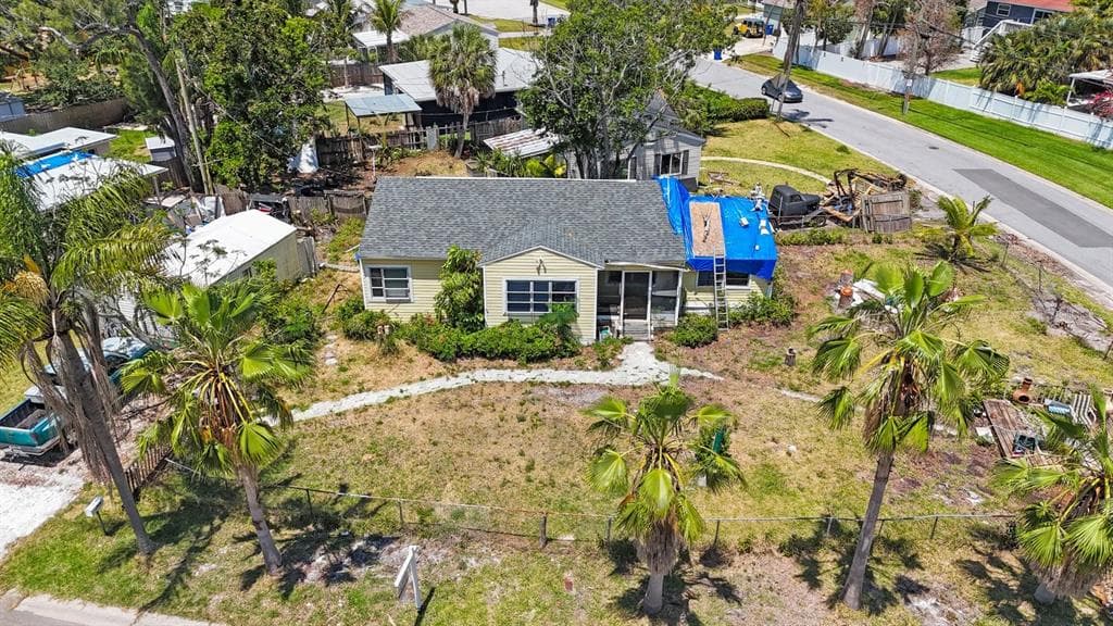 8474 TOBAY ROAD N ST PETERSBURG, FL 33702