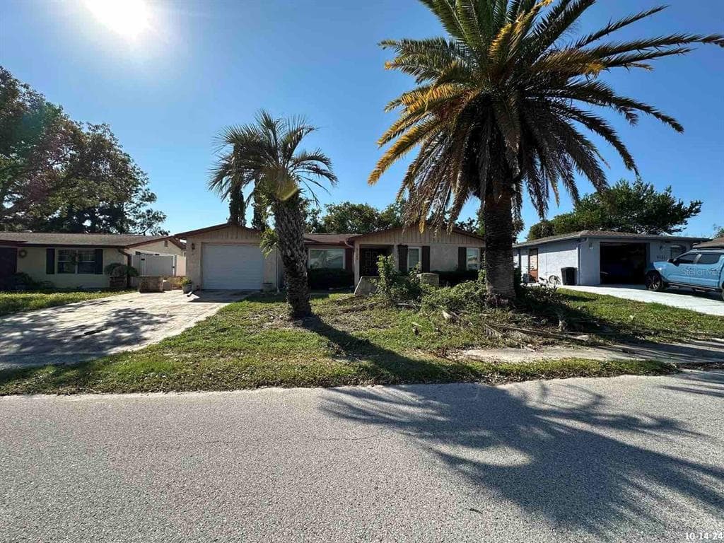 9125 RAINBOW LANE PORT RICHEY, FL 34668