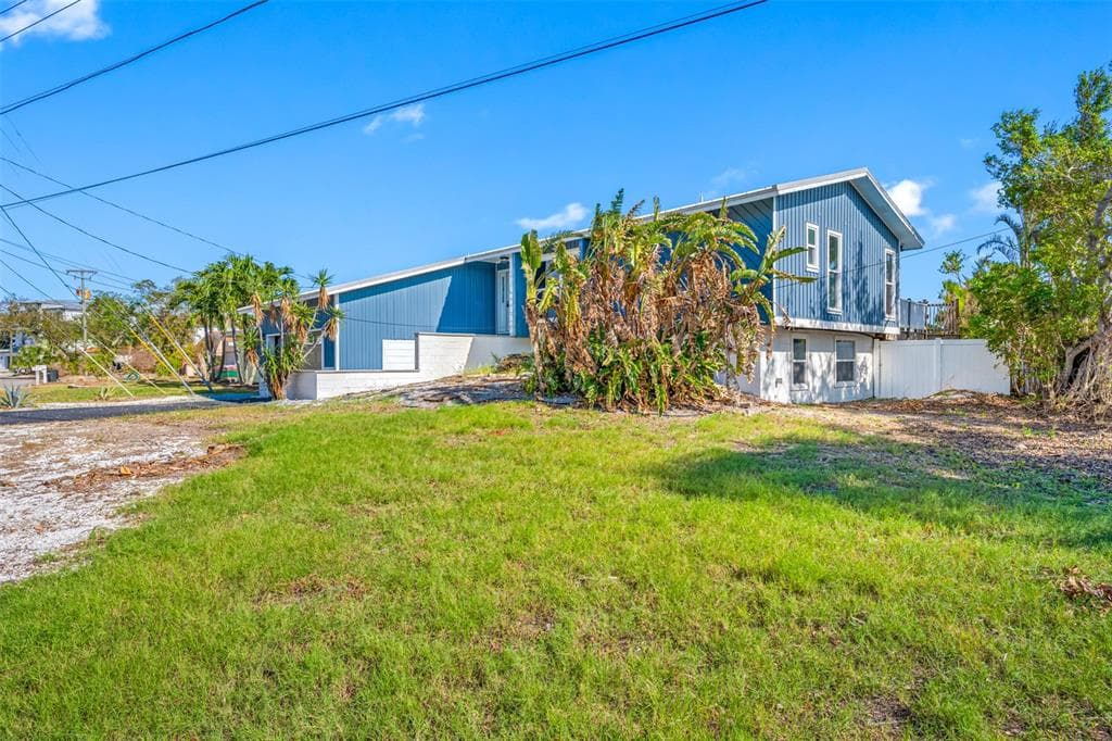 596 BELLE POINT DRIVE ST PETE BEACH, FL 33706