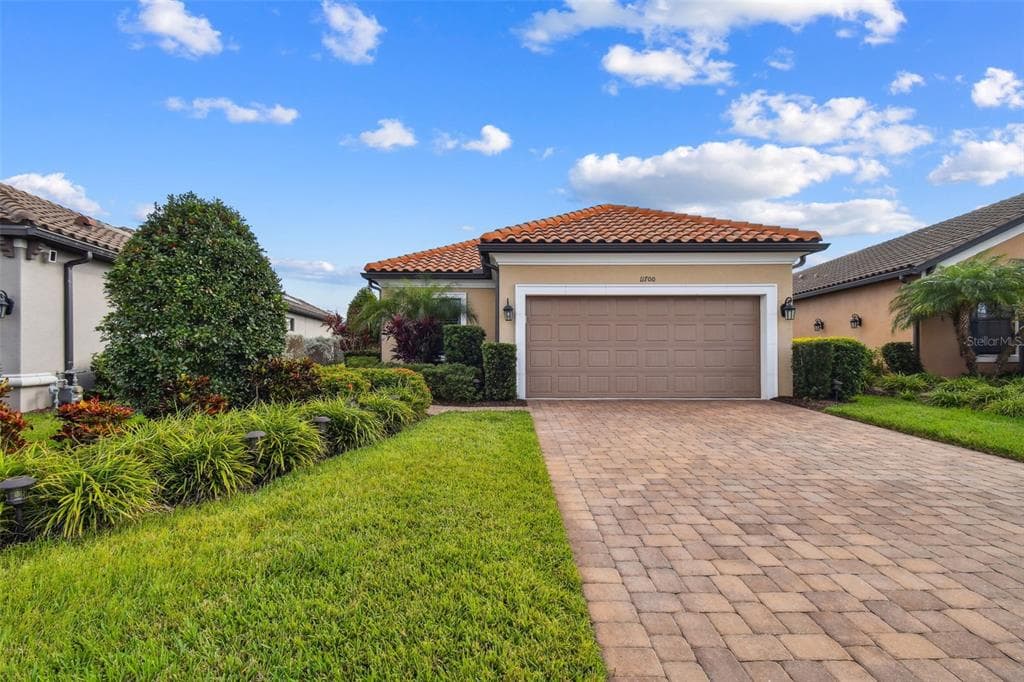 11700 CALLISIA DRIVE ODESSA, FL 33556
